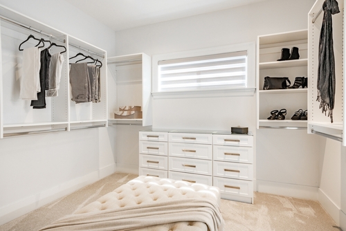 How do you plan a walk-in closet layout