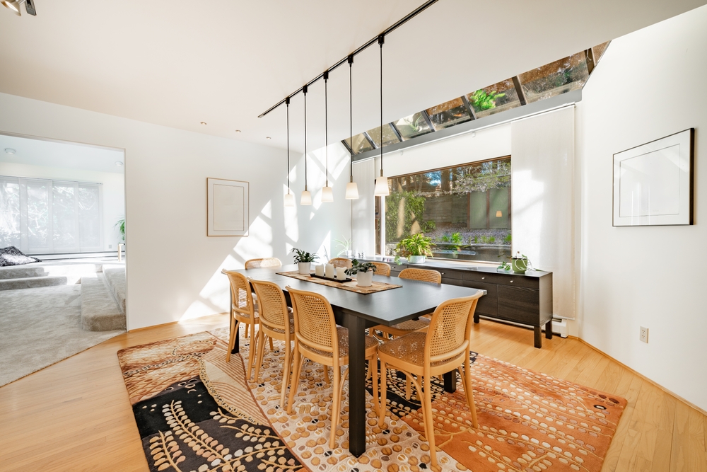 How to maximize natural light in your home addition