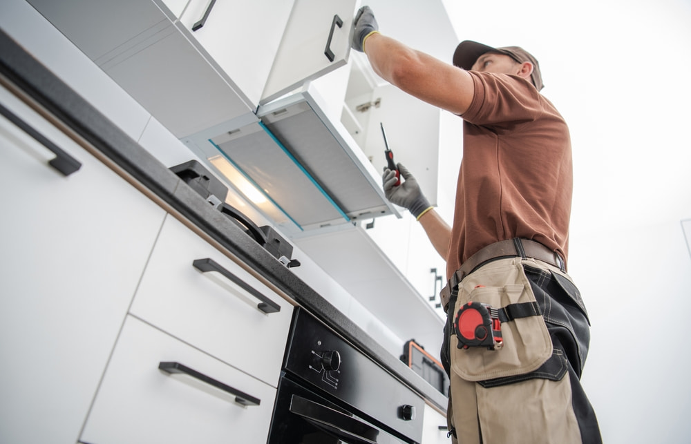 What are the benefits of cabinet replacement